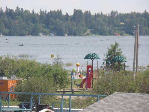 Motel Shoreside Inn & Suites