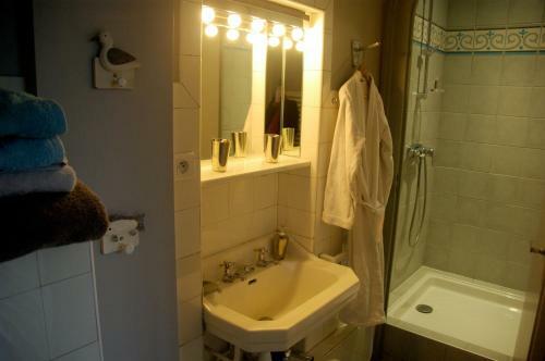 Hostal Villa Roassieux