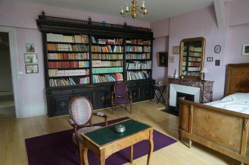 Hostal Villa Roassieux