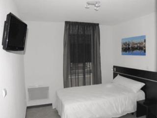 Aparthotel Fluvia Hotel Residence