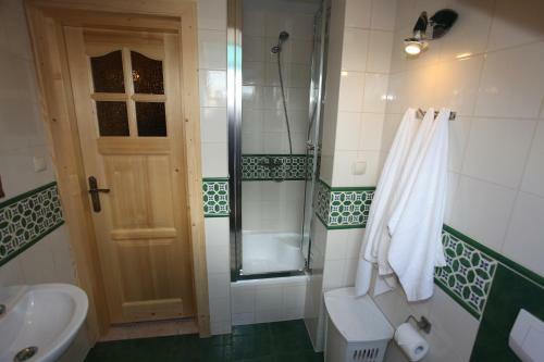 Apartamenty Osowa Nad Jeziorem Okmin