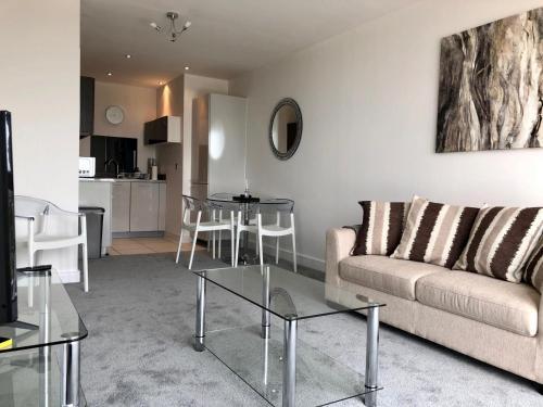 Cranstone Lodge Apartment