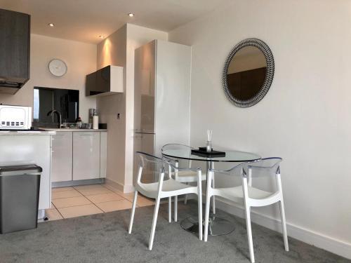 Cranstone Lodge Apartment