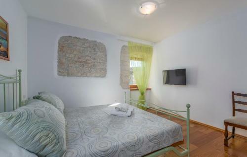 Hostal Holiday Home Peresiji 81