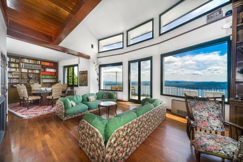 Holiday Home Contessa