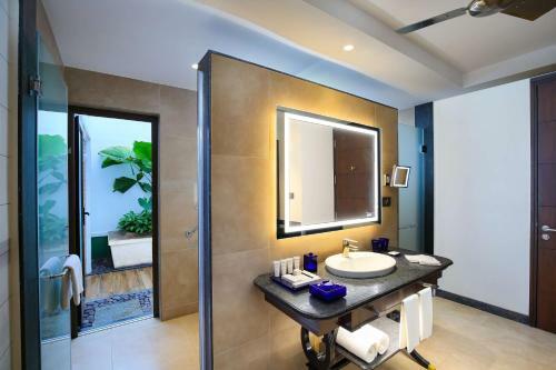 Hotel Radisson Resort Pondicherry Bay