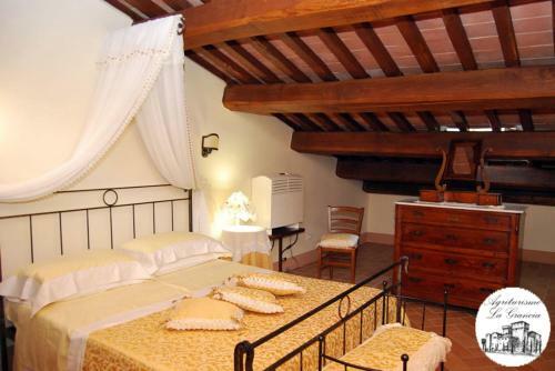 Hostal Agriturismo Castello La Grancia Di Spedaletto