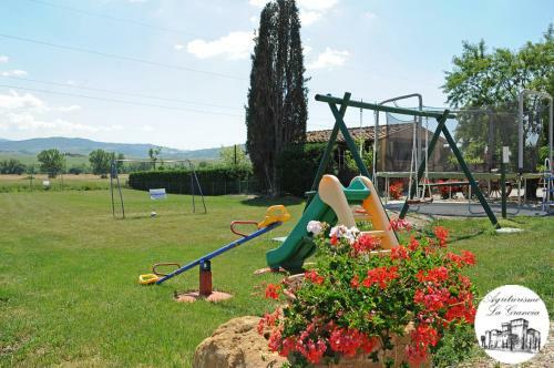 Hostal Agriturismo Castello La Grancia Di Spedaletto