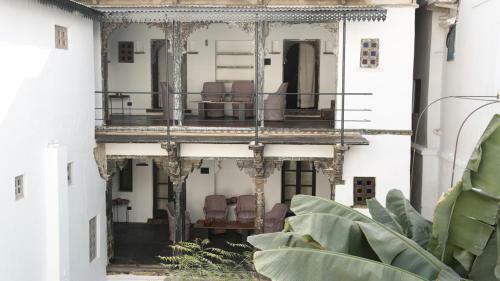 Hostal Little Garden Guest House