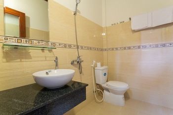 Hotel Ferry Homestay