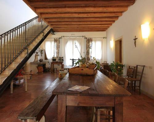 Hostal Agriturismo La Sophora