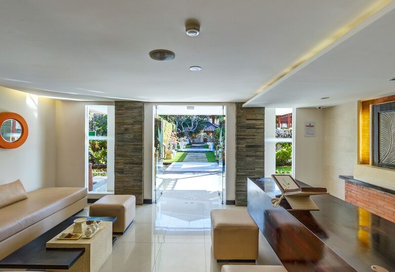 Hotel Discovery Kartika Plaza