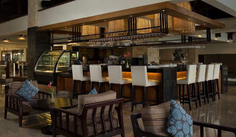Hotel Discovery Kartika Plaza