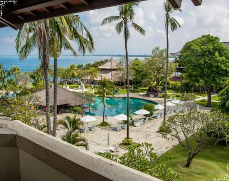 Hotel Discovery Kartika Plaza