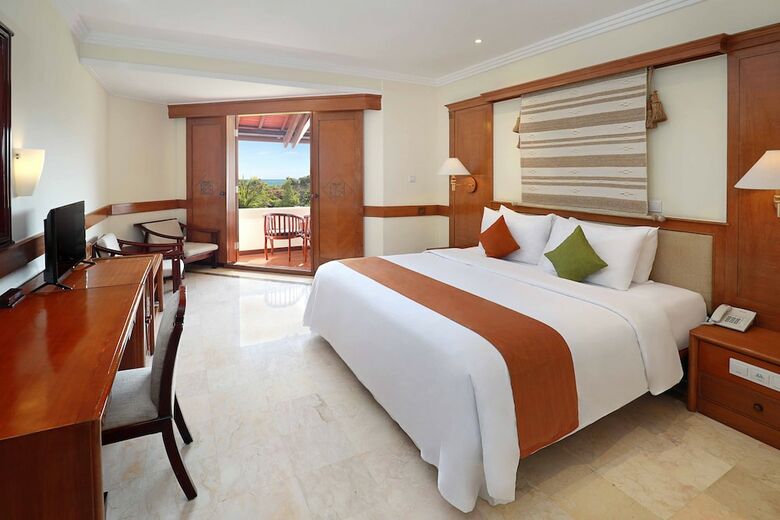 Hotel Discovery Kartika Plaza