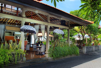 Hotel Adi Dharma Cottages