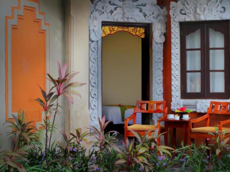 Adi Dharma Hotel