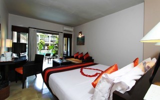 Lokha Legian Hotel