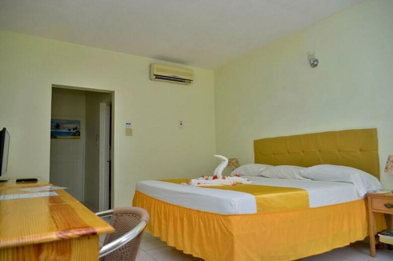 Hotel Fun Holiday Beach Resort