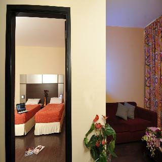 Suite Hotel