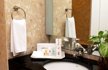 Pearl International Hotel