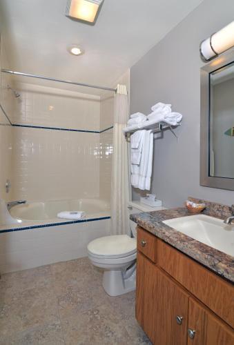 Hotel Westwood Shores Waterfront Resort