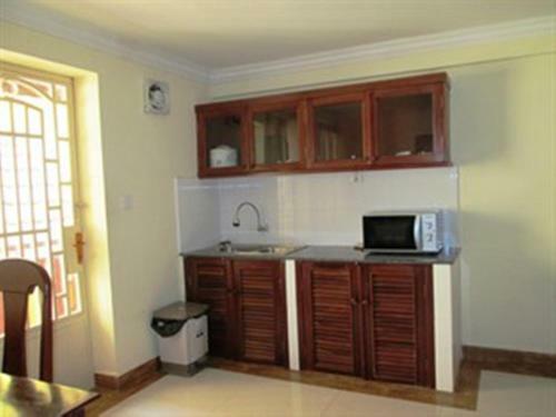 Kanika Hotel & Service Apartment