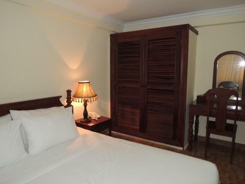 Kanika Hotel & Service Apartment