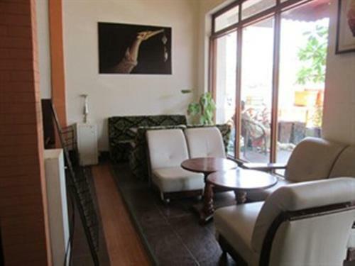 Kanika Hotel & Service Apartment