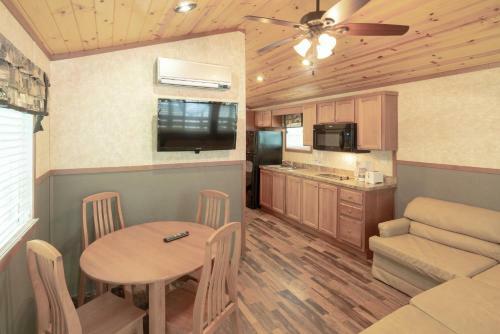 Hotel Peters Pond Rv Resort