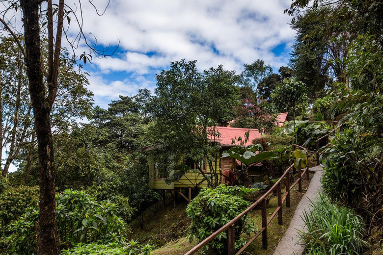 Para�so Quetzal Lodge