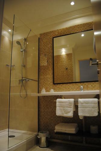 Hotel H�tel Entre Beauce Et Perche