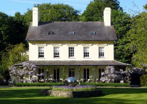 Agroturismo Plas Bodegroes Restaurant With Rooms