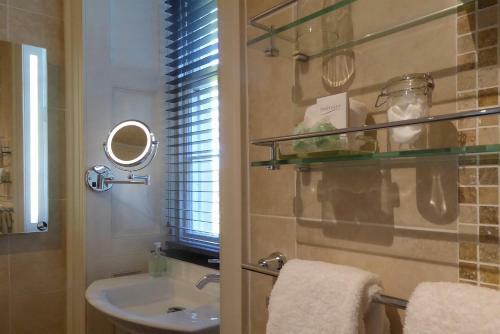 Agroturismo Plas Bodegroes Restaurant With Rooms