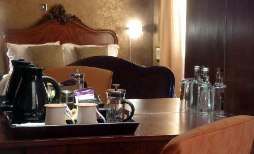 Agroturismo Plas Bodegroes Restaurant With Rooms