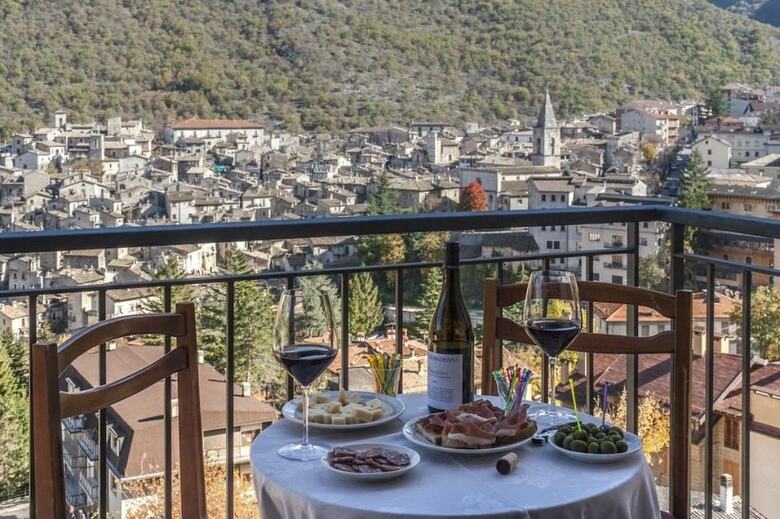 Hotel Albergo Miramonti