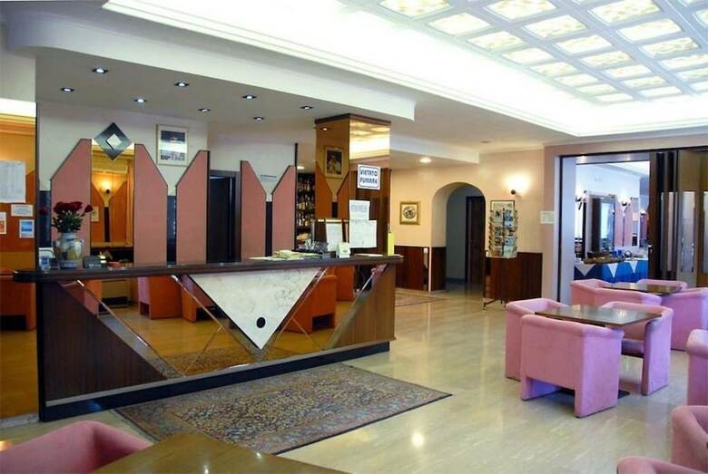 Hotel Albergo Miramonti