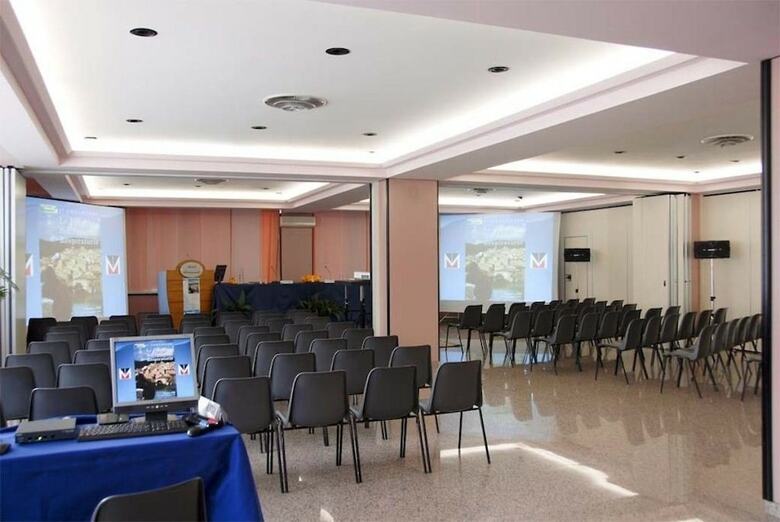 Hotel Albergo Miramonti