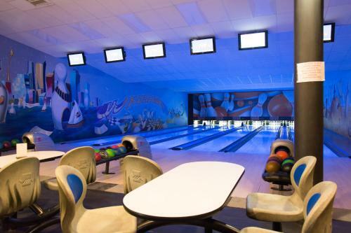 Hotel Kukubara Bowling Center