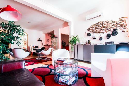 Hostal Evora Inn Chiado Design