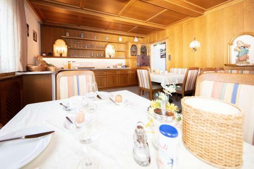 Hostal Haus Montjola
