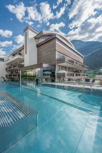 Bergland Hotel S�lden
