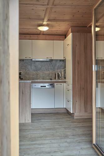 Hostal Hotel Garni Sch�nblick