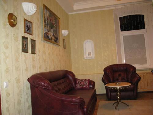 Bed & Breakfast Gostiniy Dvor On Troitskaya