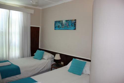 Hostal Karoopark Guest House