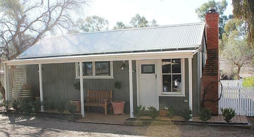 Agroturismo Outback Cellar & Country Cottage