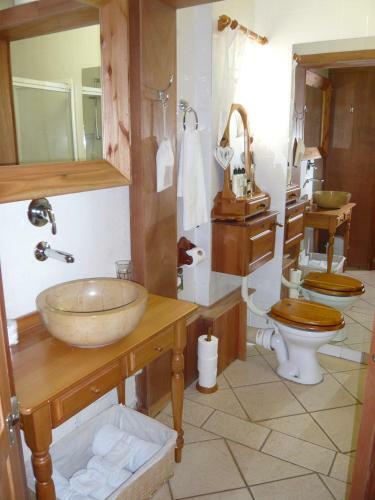 Hostal Dusk To Dawn Guesthouse