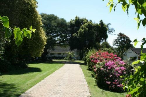 Hostal Dusk To Dawn Guesthouse