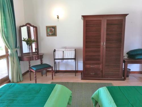 Hostal Jungletide