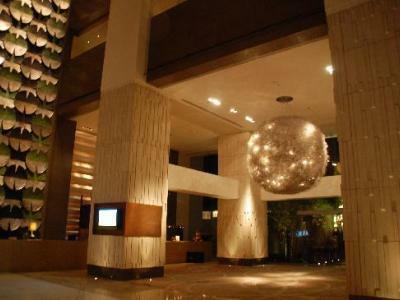 Hotel Millennium Hilton